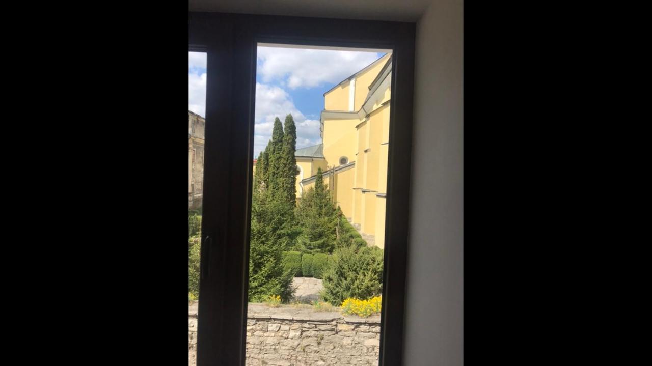 Бажане Місце Διαμέρισμα Kamianets-Podilskyi Εξωτερικό φωτογραφία